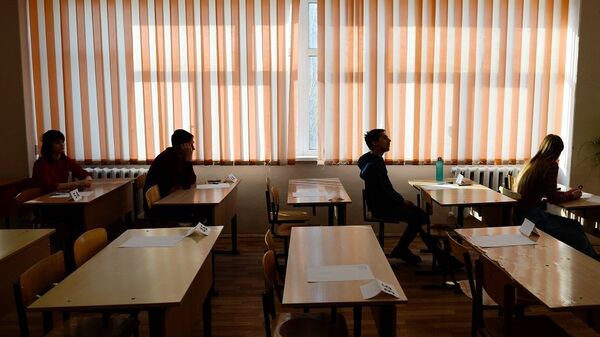 莫斯科约有200名中学生计划参加俄罗斯“高考”的汉语考试 - 俄罗斯卫星通讯社