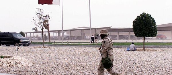 美国国旗和卡塔尔国旗 - 俄罗斯卫星通讯社