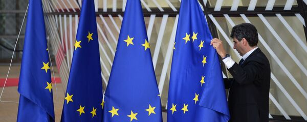 Флаги ЕС в здании Европейского Совета в Брюсселе - 俄羅斯衛星通訊社