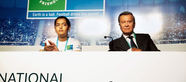 Kambodzh與尤祖布科夫,馬德里2019 “足球•友誼”國際論壇 Kambodzh與尤祖布科夫,馬德里2019 “足球•友誼”國際論壇 - 俄羅斯衛星通訊社