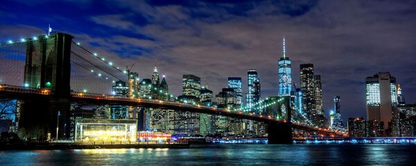 Вид на ночной Нью-Йорк и Бруклинский мост Вид на ночной Нью-Йорк и Бруклинский мост - 俄羅斯衛星通訊社