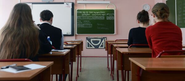 俄中学生2019年将首次通过国家统一考试汉语科目考试 - 俄罗斯卫星通讯社