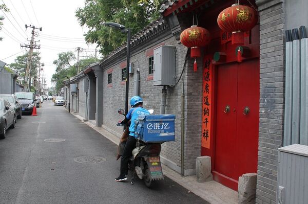 外卖与快递成中国塑料制品泛滥成灾的罪魁祸首 外卖与快递成中国塑料制品泛滥成灾的罪魁祸首 - 俄罗斯卫星通讯社