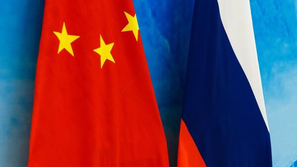 Флаги России и КНР. - 俄罗斯卫星通讯社