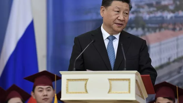 習近平在聖彼得堡出席接受聖彼得堡國立大學名譽博士學位儀式 - 俄羅斯衛星通訊社