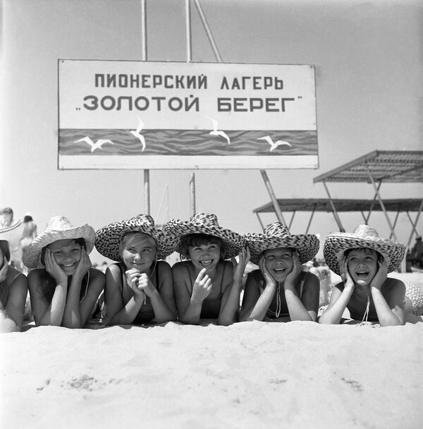夏季，休假，沙滩 - 俄罗斯卫星通讯社