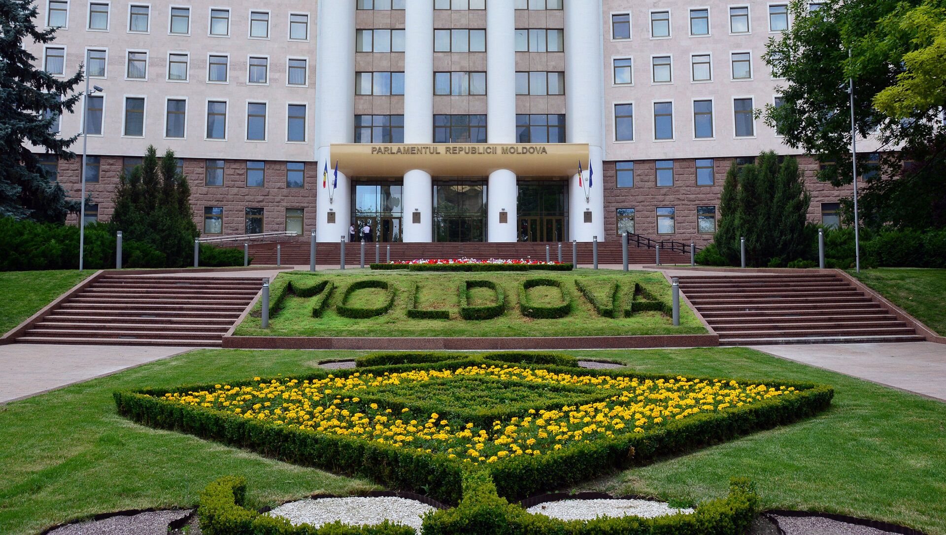Здание парламента Молдавии в Кишиневе - 俄罗斯卫星通讯社, 1920, 02.11.2021