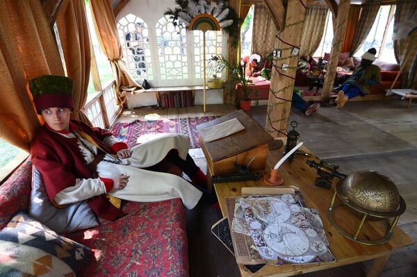 莫斯科“历史与时代”狂欢节期间将展示丝绸之路文化遗产 莫斯科“历史与时代”狂欢节期间将展示丝绸之路文化遗产 - 俄罗斯卫星通讯社