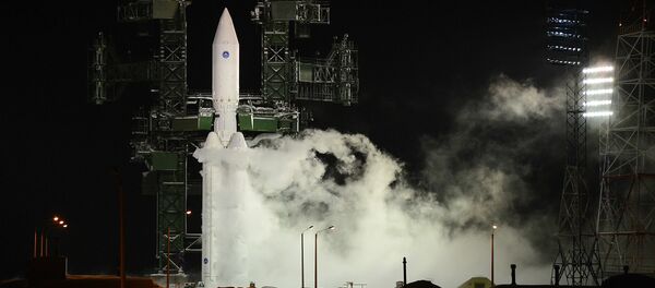 Ракета-носитель тяжелого класса Ангара-А5 во время запуска с космодрома Плесецк в Архангельской области. - 俄罗斯卫星通讯社
