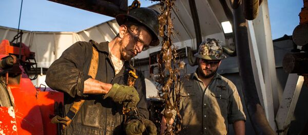 Добыча нефти на месторождении Баккен в Северной Дакоте - 俄罗斯卫星通讯社