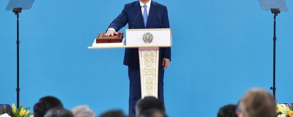 托卡耶夫宣誓就任哈薩克斯坦總統 - 俄羅斯衛星通訊社