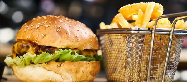 科學家指出快餐的新危險 - 俄羅斯衛星通訊社