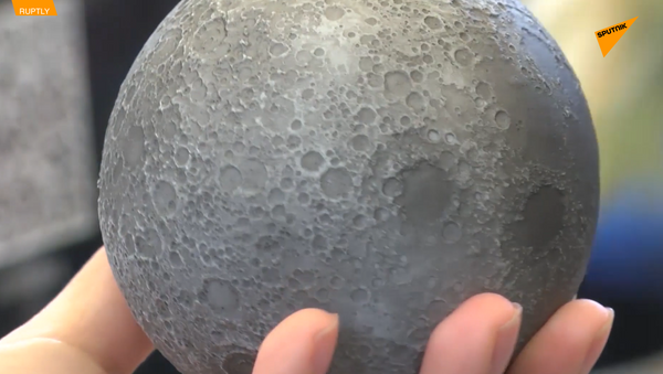 AstroReality公司3D打印月球模型 - 俄罗斯卫星通讯社