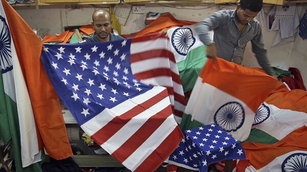 印度和美國國旗 - 俄羅斯衛星通訊社