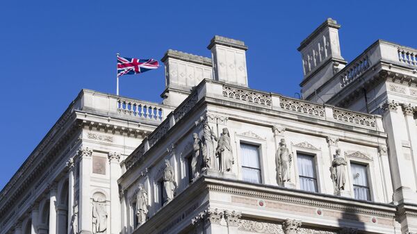 Флаг Великобритании на крыше Министерства иностранных дел и по делам Содружества в Лондоне - 俄罗斯卫星通讯社