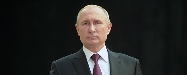 Прямая линия с президентом РФ Владимиром Путиным - 俄罗斯卫星通讯社