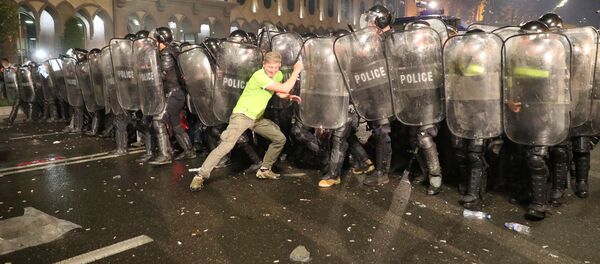 第比利斯警方 第比利斯警方 - 俄羅斯衛星通訊社