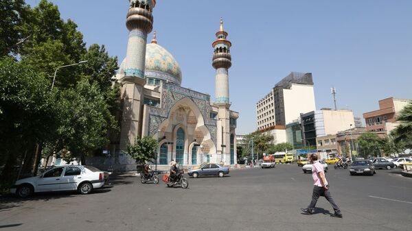 Вид на мечеть в Тегеране, Иран  - 俄羅斯衛星通訊社