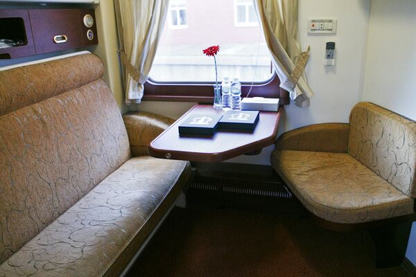 从莫斯科出发前往北京的“俄罗斯帝国号”VIP列车上的舒适乘客包厢 - 俄罗斯卫星通讯社