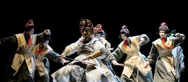 两个面具与一个灵魂：莫斯科成功上演《兰陵王》 - 俄罗斯卫星通讯社