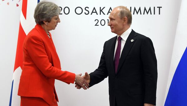 俄罗斯总统普京与英首相梅 - 俄罗斯卫星通讯社