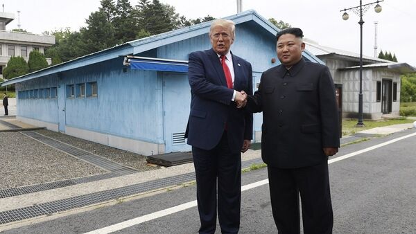 特朗普和金正恩的会晤在朝韩边境的板门店村 - 俄罗斯卫星通讯社