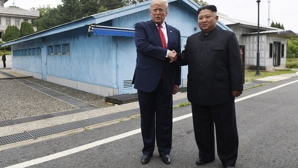 Встреча Дональда Трампа и Ким Чен Ына в Пханмунджоме, 30 июня 2019 - 俄罗斯卫星通讯社