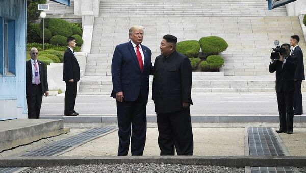Встреча Дональда Трампа и Ким Чен Ына в Пханмунджоме, 30 июня 2019 - 俄羅斯衛星通訊社