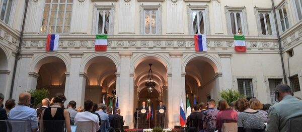 普京與孔特 普京與孔特 - 俄羅斯衛星通訊社