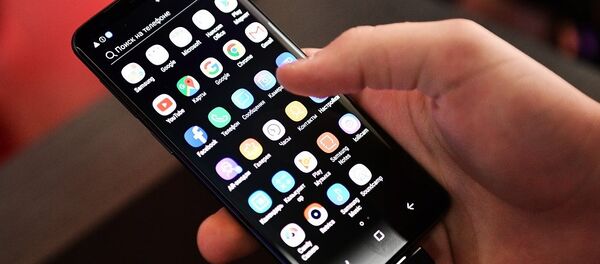 俄羅斯銀行僱員或被禁止工作期間使用手機 - 俄羅斯衛星通訊社