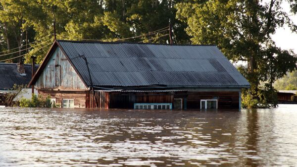 俄雅库特维尔霍扬斯克区因河流雨后泛滥进入紧急状态 - 俄罗斯卫星通讯社