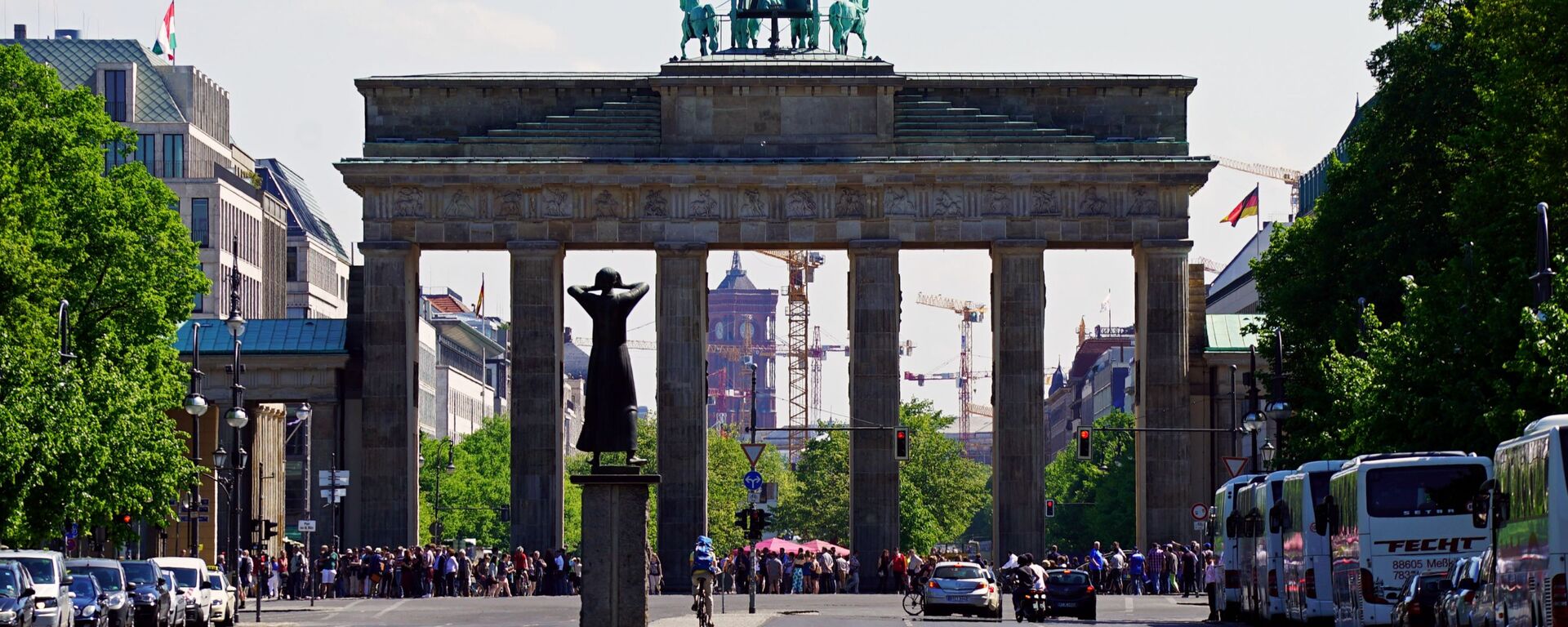Вид на Бранденбургские ворота в Берлине - 俄羅斯衛星通訊社, 1920, 22.11.2021