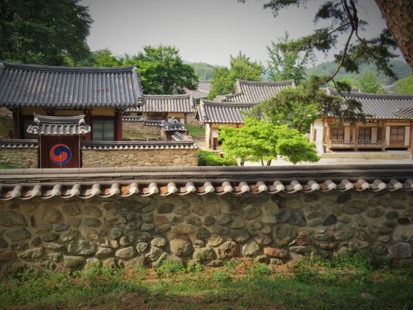Sosu Seowon是韩国最古老的私立新儒家学院，在朝鲜王朝时期建立 - 俄罗斯卫星通讯社