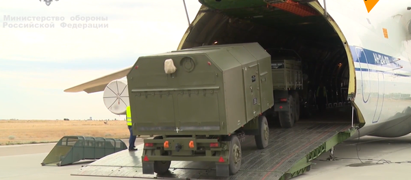 俄向土耳其运交S-400导弹 俄向土耳其运交S-400导弹 - 俄罗斯卫星通讯社
