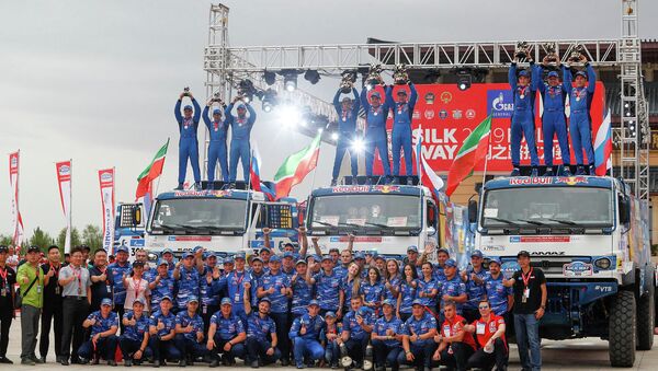 普京祝贺卡玛兹大师车队在丝绸之路国际拉力赛中获胜 - 俄罗斯卫星通讯社