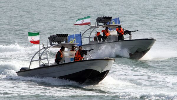 伊朗伊斯蘭革命衛隊扣押一艘載有走私燃料的外國油輪 - 俄羅斯衛星通訊社