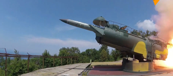 “马卡罗夫海军上将”号护卫舰在黑海参加实弹射击演习 - 俄罗斯卫星通讯社