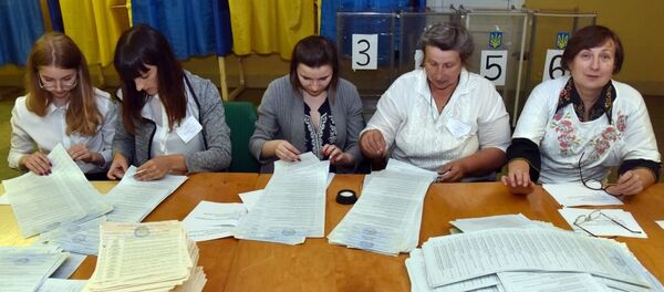 烏克蘭議會提前選舉統計選票 - 俄羅斯衛星通訊社