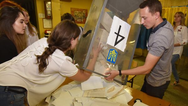 乌议会选举计票70%泽连斯基领导的人民公仆党得票率42% - 俄罗斯卫星通讯社