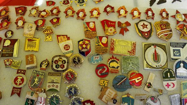 蘇聯徽章：莫斯科跳蚤市場上的流行商品 - 俄羅斯衛星通訊社