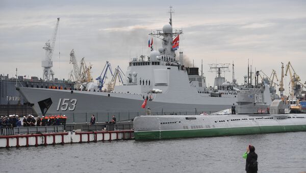 中国西安舰抵达圣彼得堡参加俄海军节阅兵式 - 俄罗斯卫星通讯社