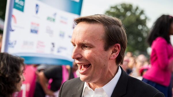 克里斯∙墨菲 - 俄罗斯卫星通讯社