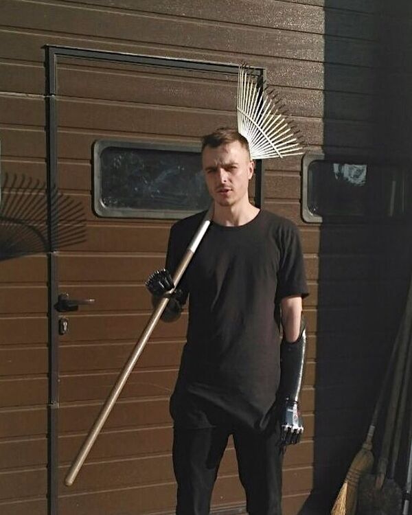 俄羅斯生化人康斯坦丁 - 俄羅斯衛星通訊社