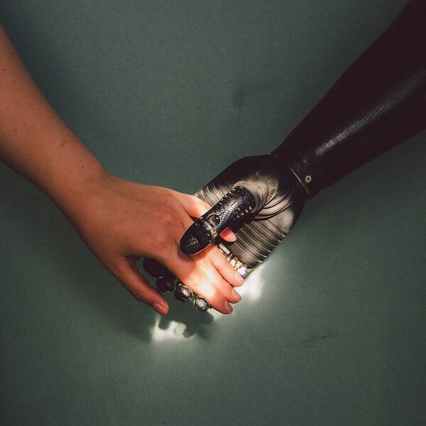 俄羅斯生化人康斯坦丁 - 俄羅斯衛星通訊社