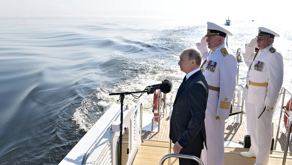 普京：俄海军自信地保障国家安全 能够对抗侵略者 - 俄罗斯卫星通讯社