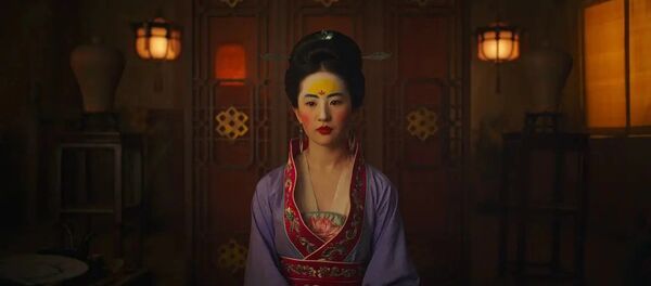 花木兰妆容引发模仿风潮 - 俄罗斯卫星通讯社