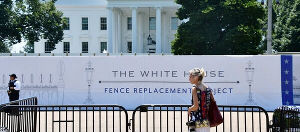 美國白宮旁槍擊事件發生後一名特勤局人員和嫌犯送醫救治 - 俄羅斯衛星通訊社