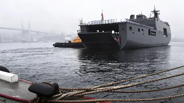 菲律宾海军“南达沃”号直升机船坞登陆舰完成对俄符拉迪沃斯托克的访问 - 俄罗斯卫星通讯社