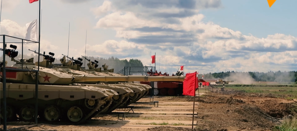 中国队将在阿拉比诺训练场检验96B坦克 中国队将在阿拉比诺训练场检验96B坦克 - 俄罗斯卫星通讯社