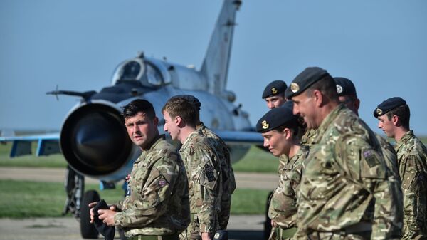 英国将军称在向基辅供应武器背景下英武装力量状况糟糕 - 俄罗斯卫星通讯社